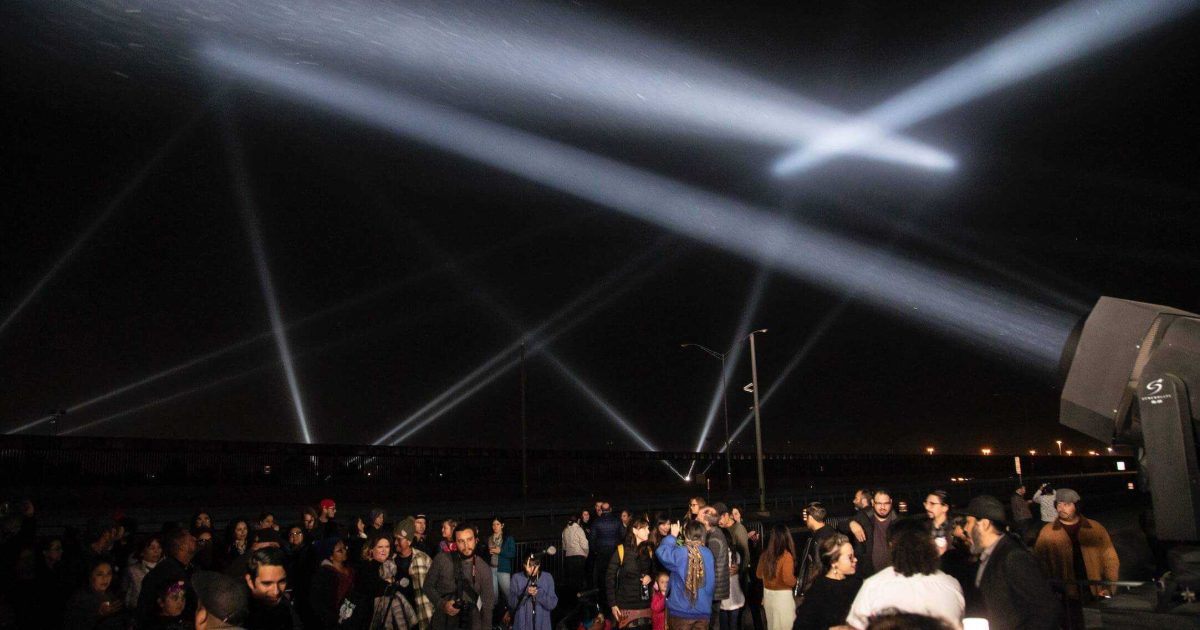 Borders | Bridging Histories